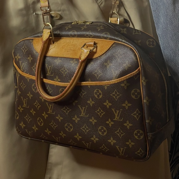 Vintage 1990’s Louis Vuitton Brown Deauville Monogram Satchel - Picture 16 of 16